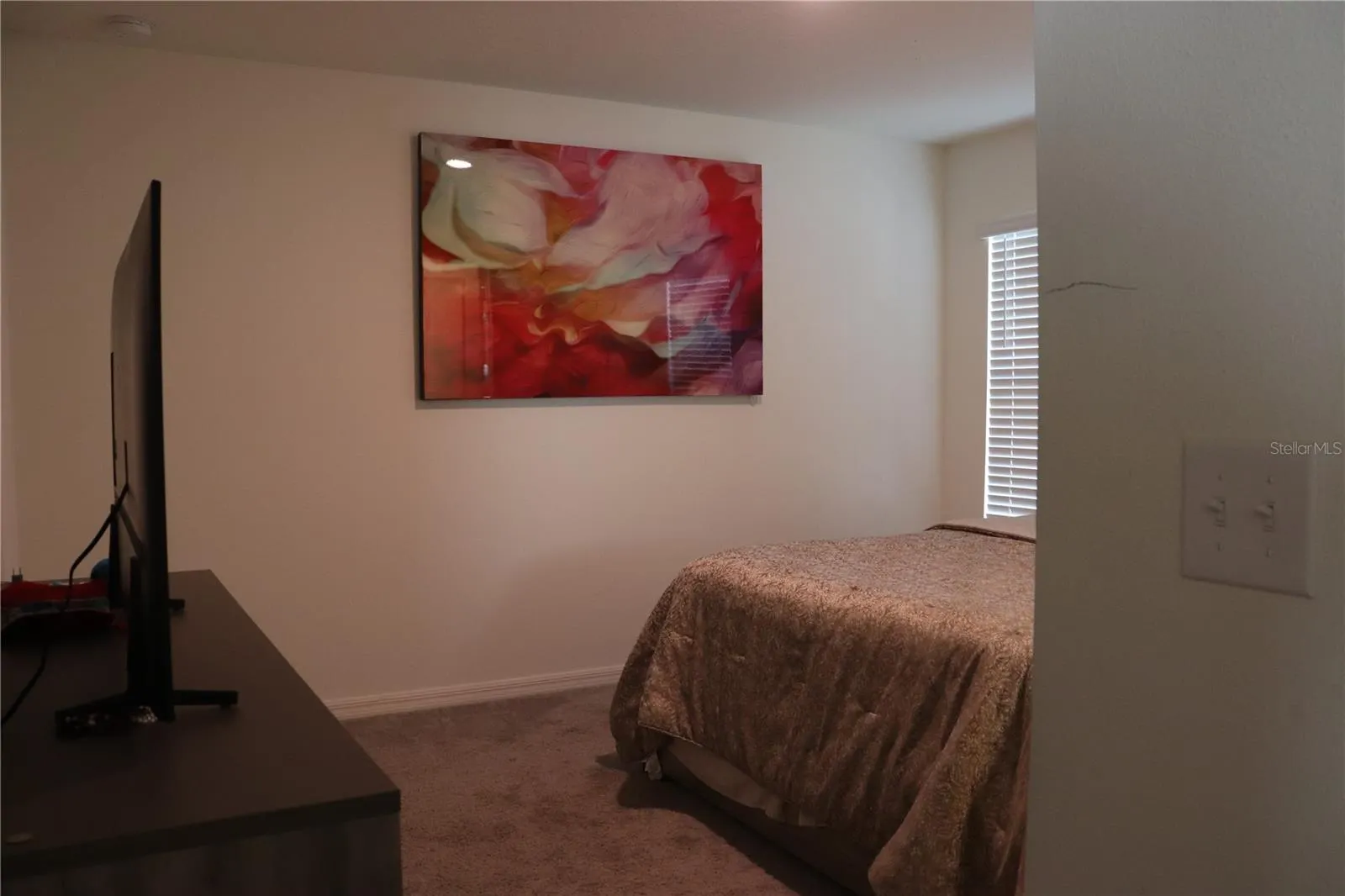 1188 PAPAYA CIR