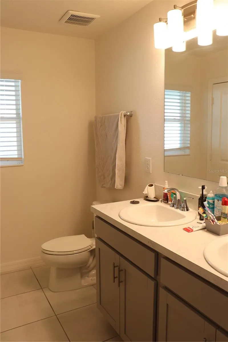1188 PAPAYA CIR