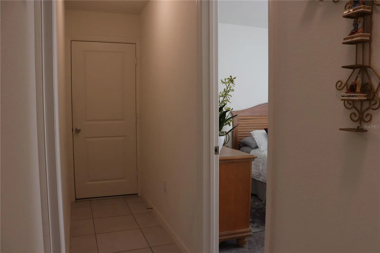 1188 PAPAYA CIR