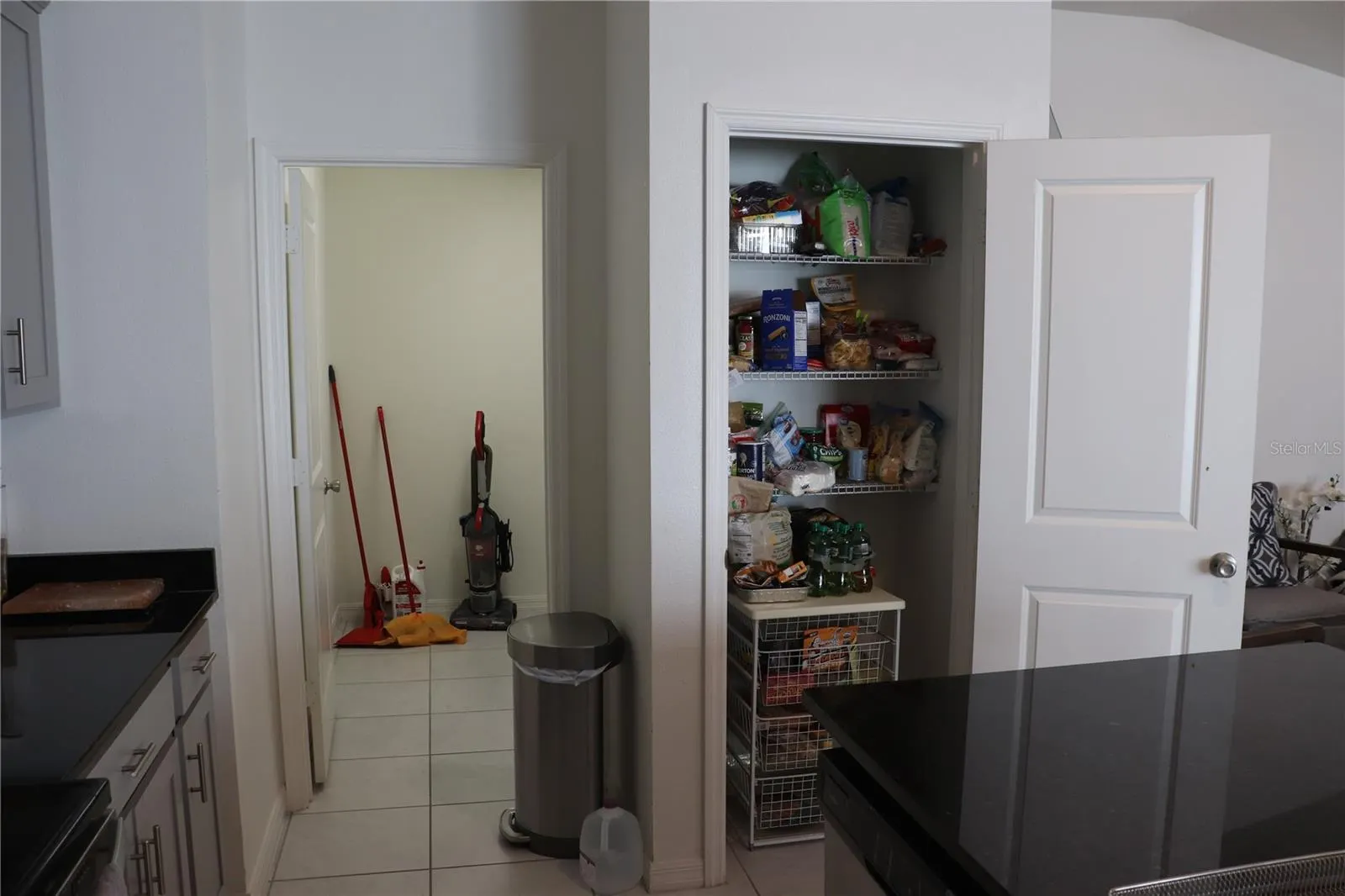 1188 PAPAYA CIR