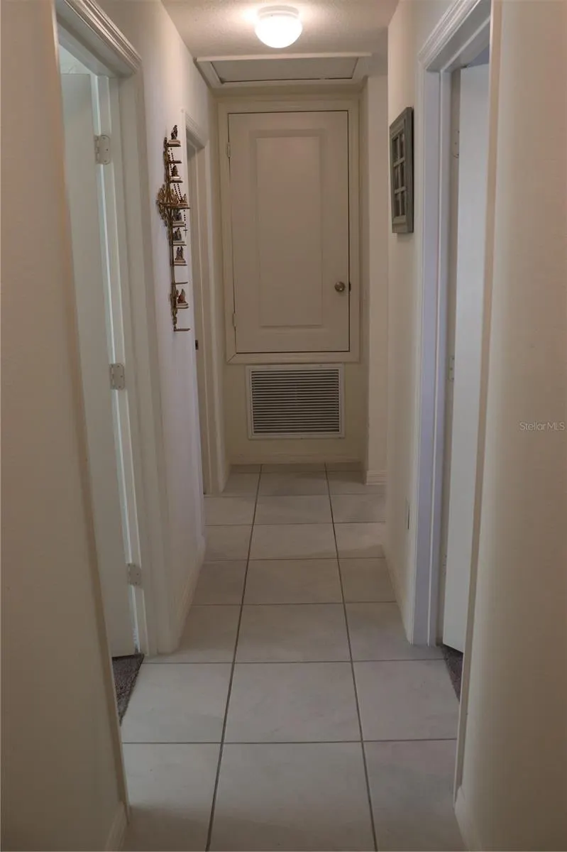 1188 PAPAYA CIR