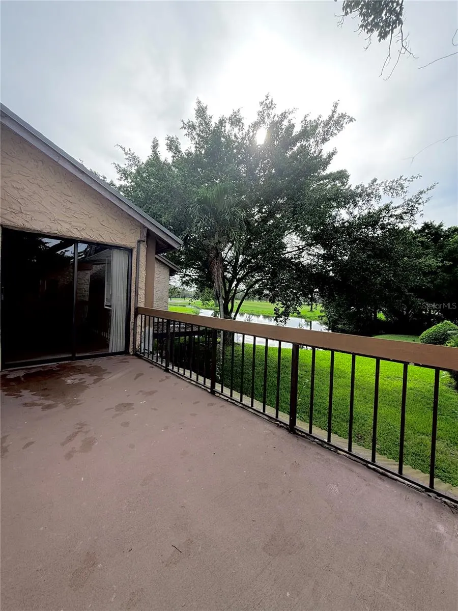 191 WIMBLEDON LAKE DR