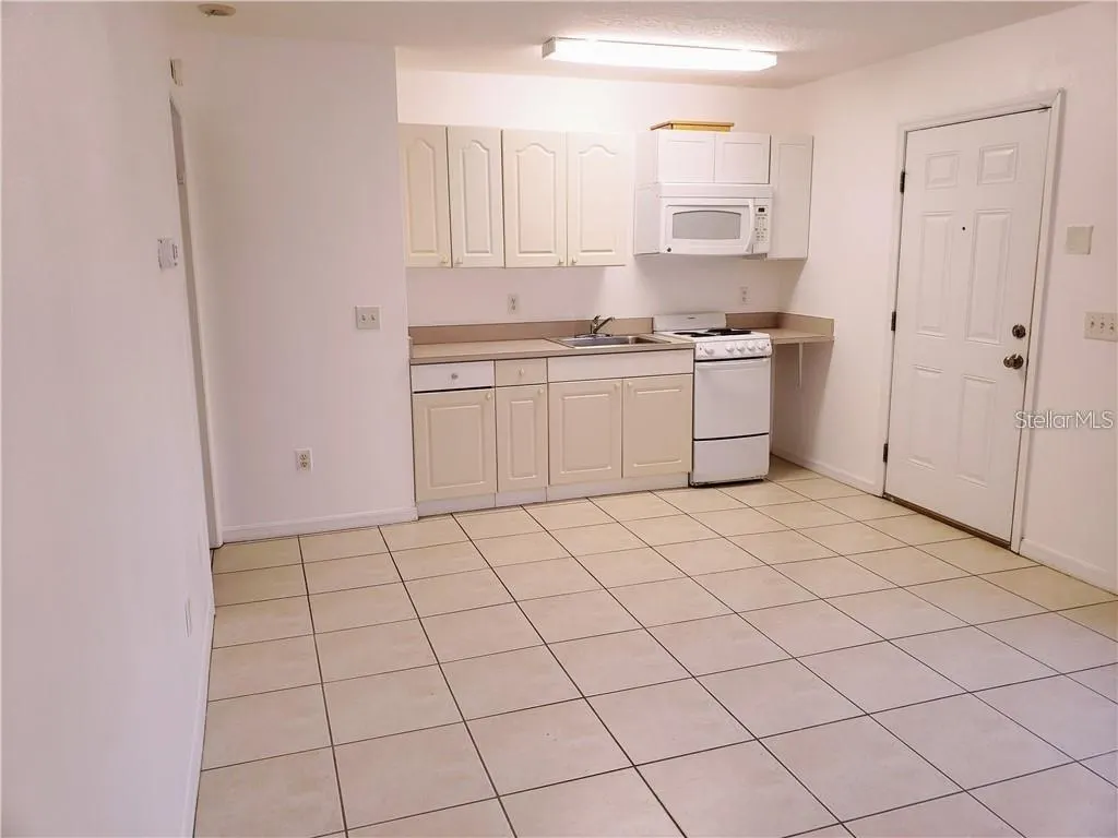 113 COCONUT PALM WAY
