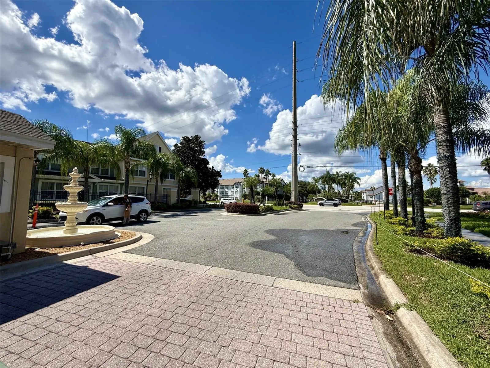 4021 VENETIAN BAY DR #103 #103
