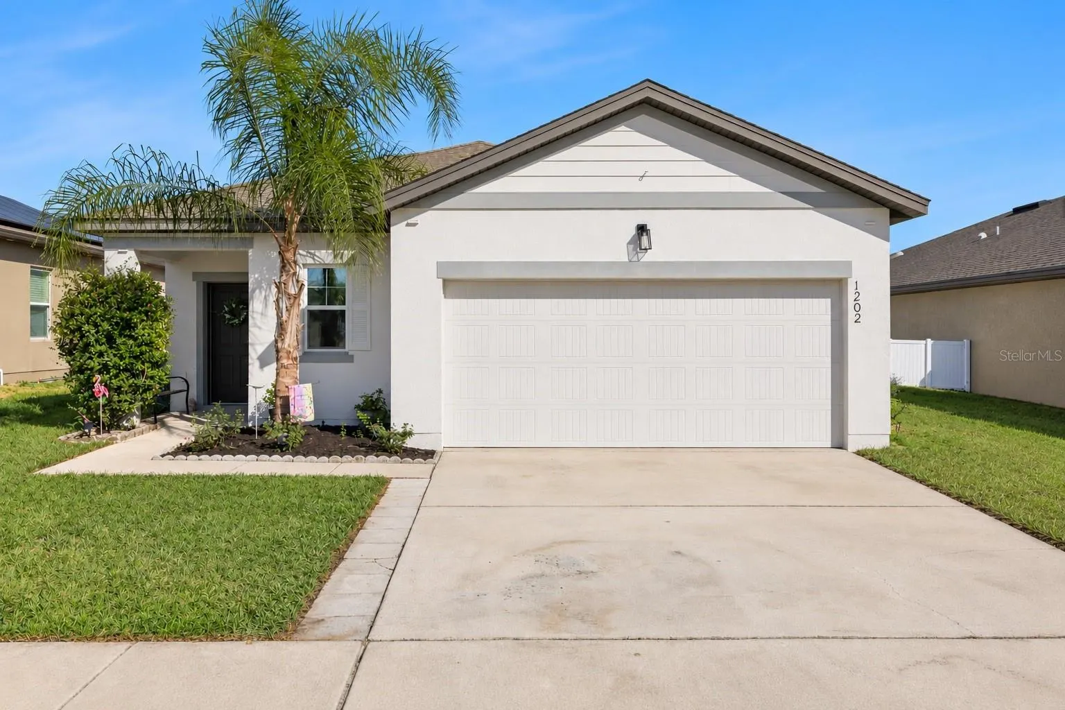 1202 LYCASTE DR