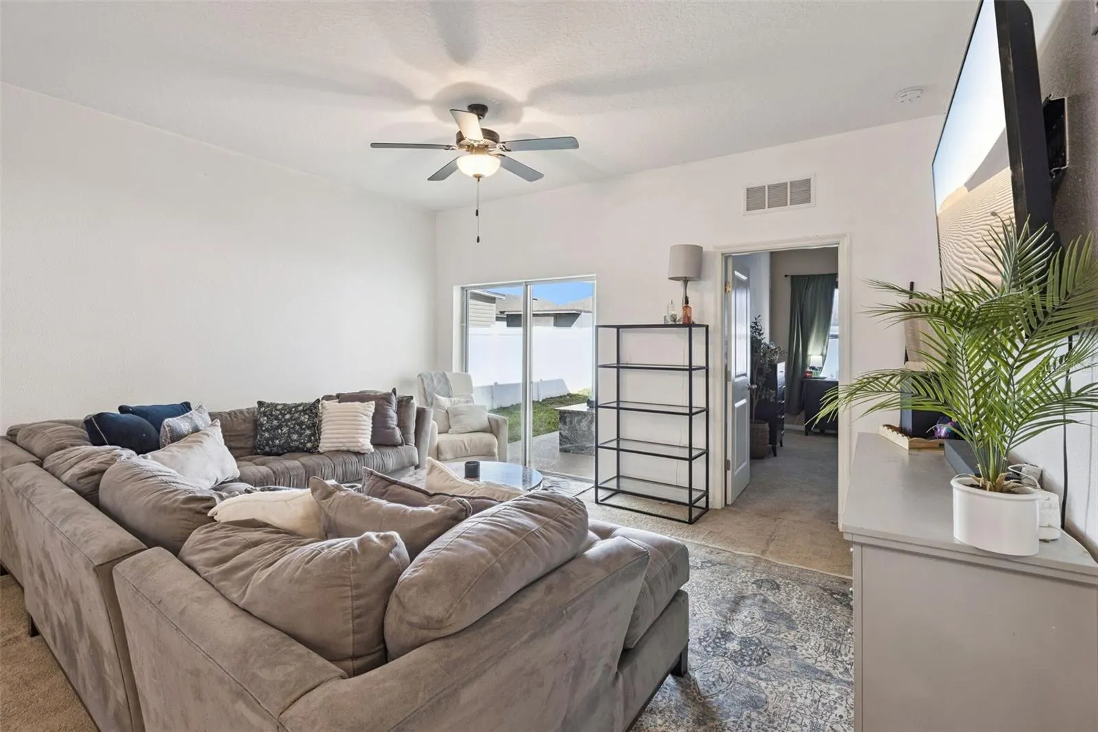 1202 LYCASTE DR