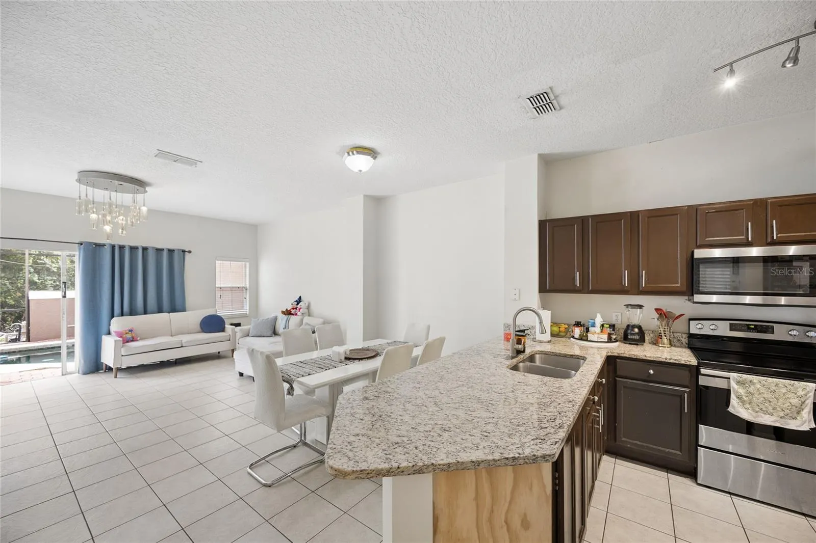 4526 ALBERTO CIR