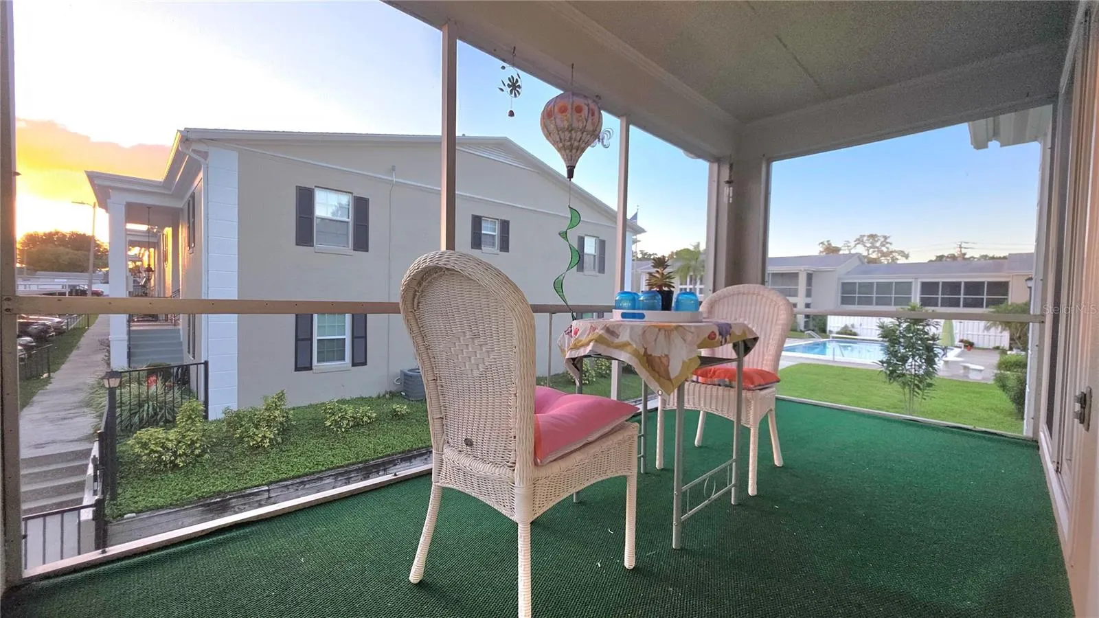 689 NW LAKE HOWARD DR #3B #3B