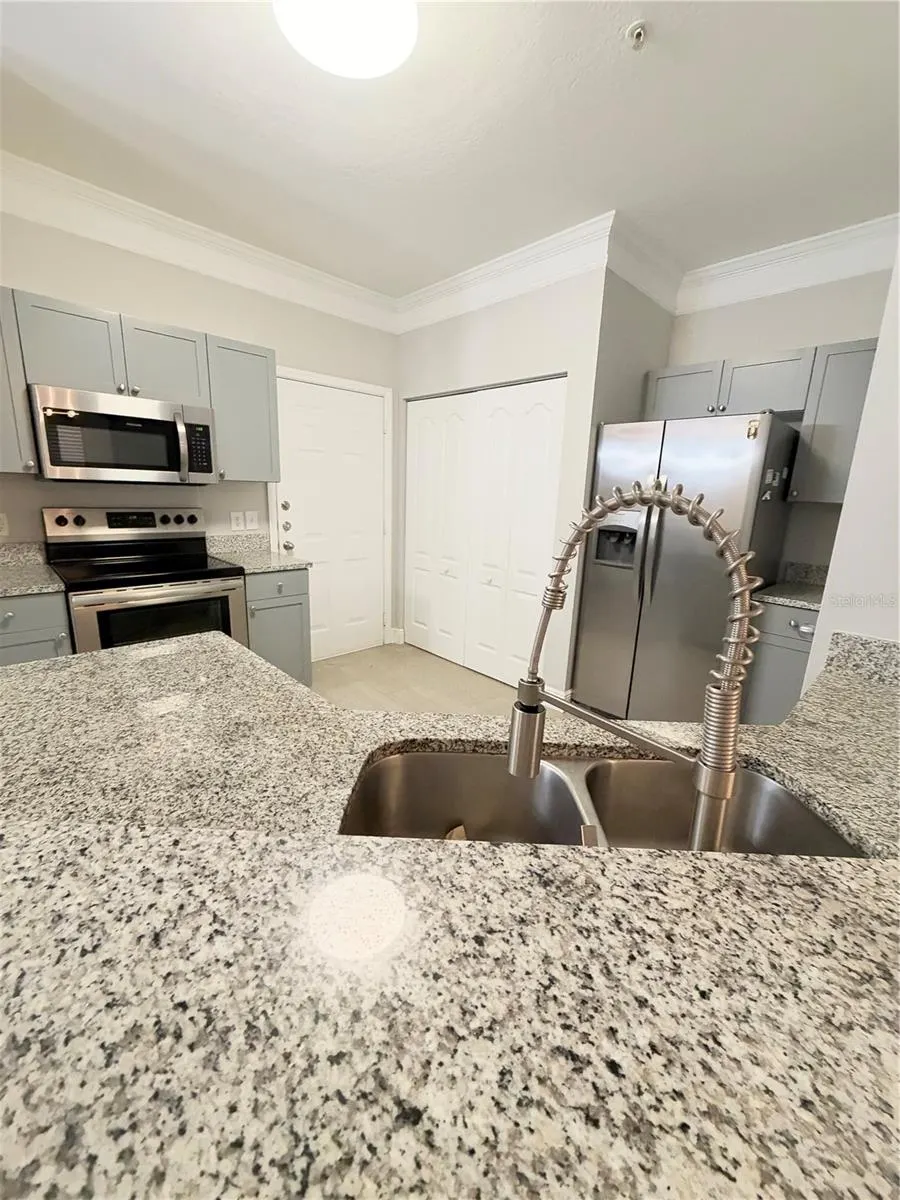8824 VILLA VIEW CIR #108 #108
