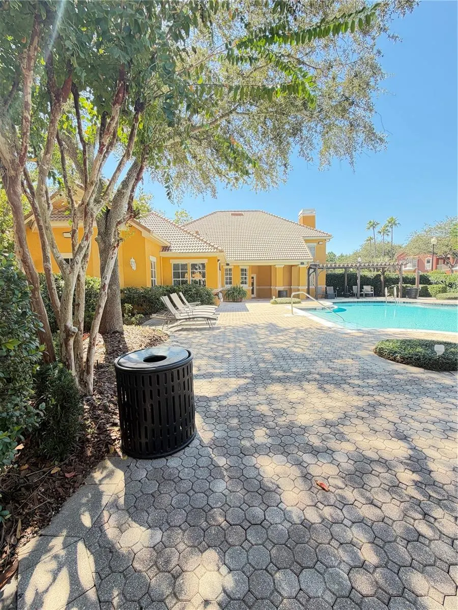 8824 VILLA VIEW CIR #108 #108