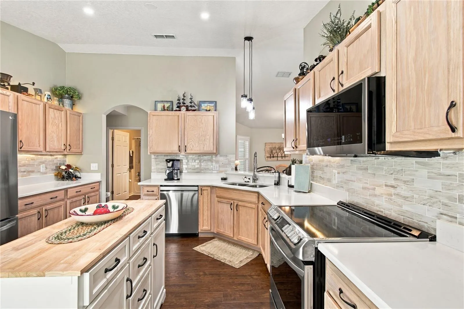 137 RIALTO RD