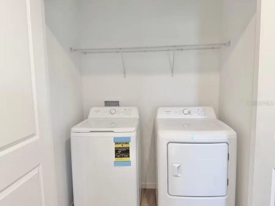 836 LYNX ST