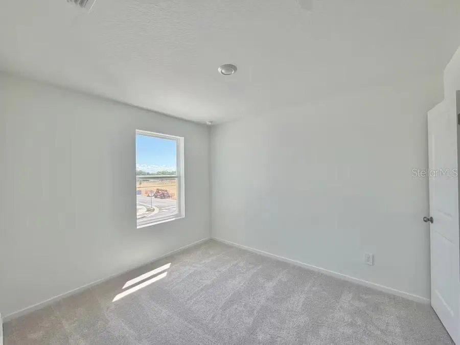 836 LYNX ST