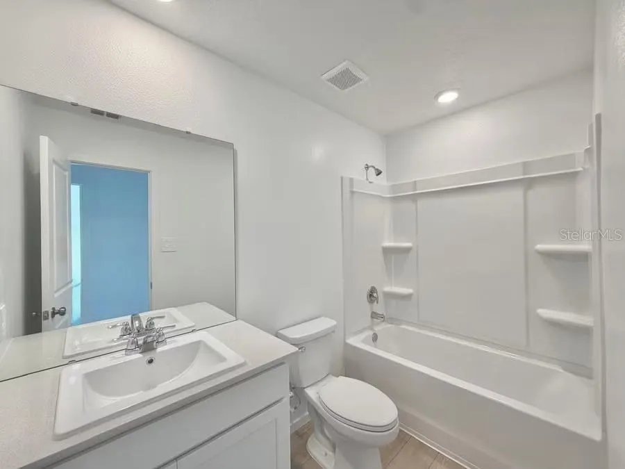 836 LYNX ST