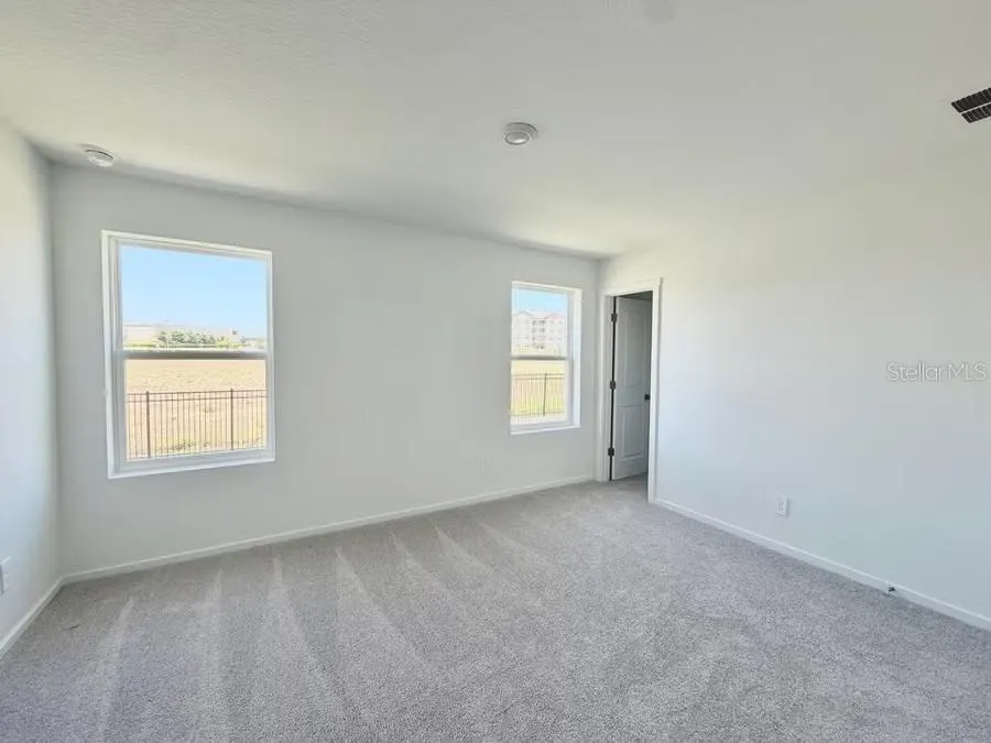 836 LYNX ST