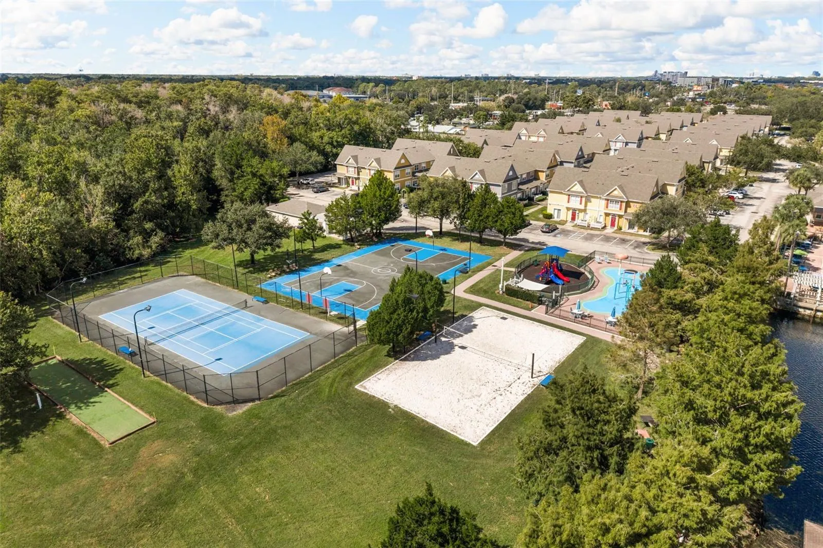 4600 YELLOWGOLD RD W #105 #105