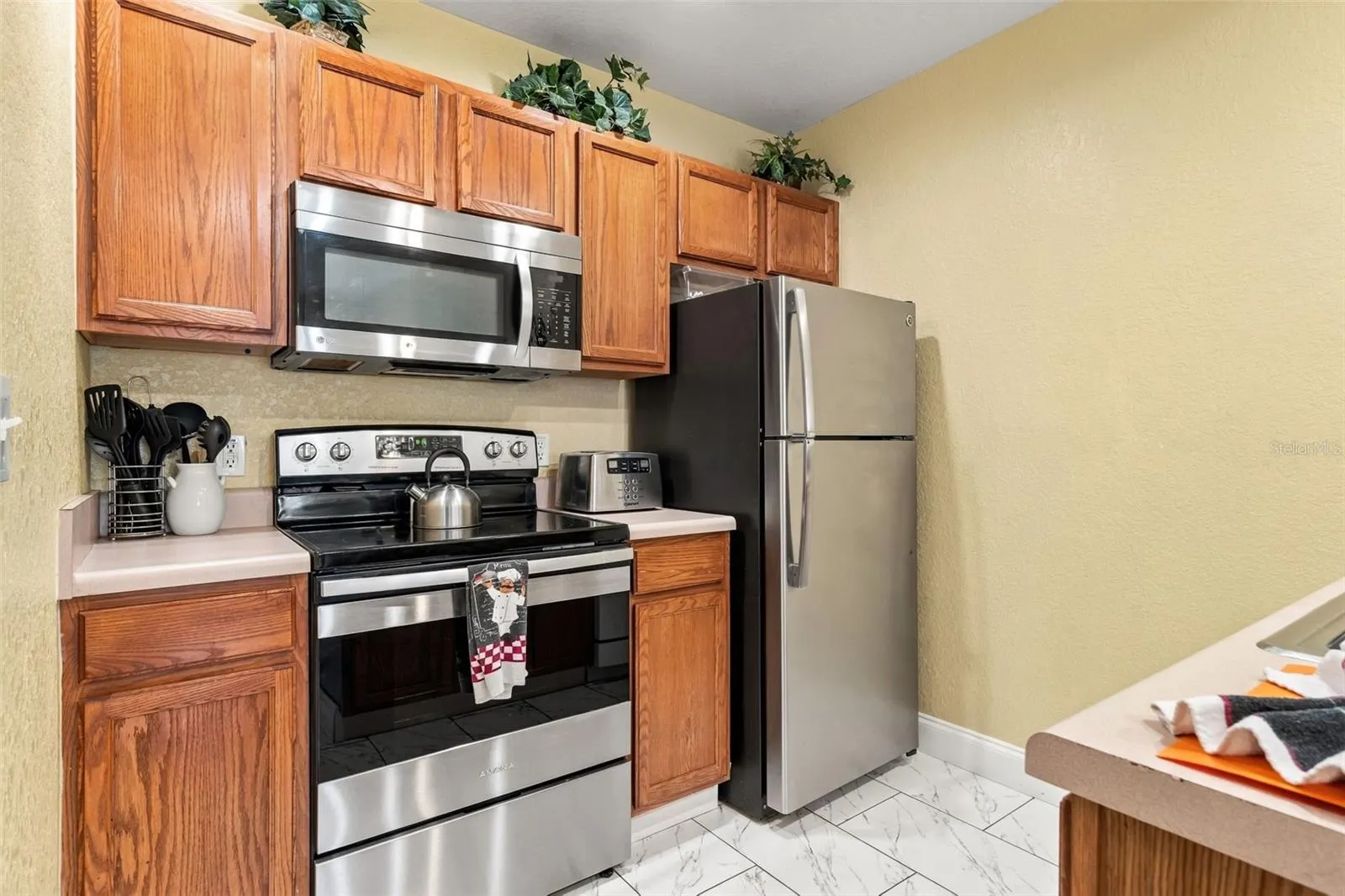 4600 YELLOWGOLD RD W #105 #105