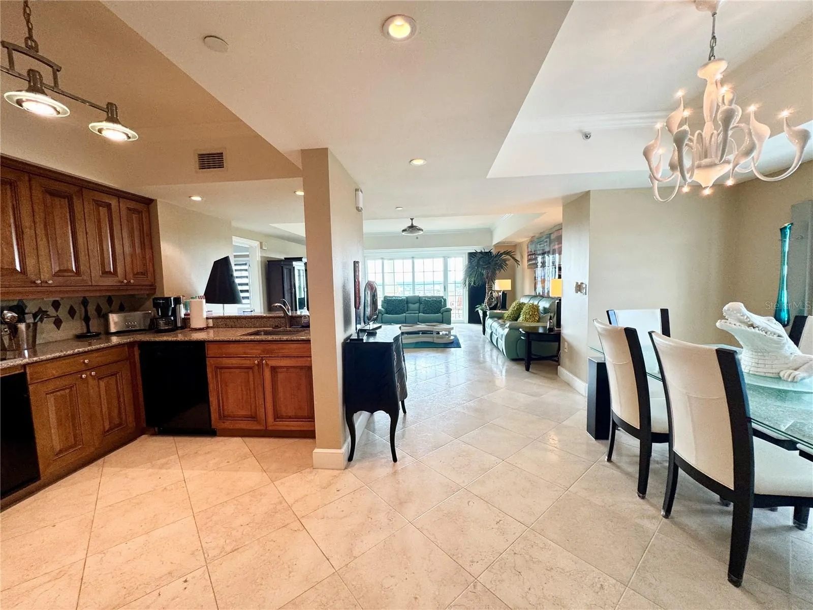 7593 GATHERING DR #708 #708