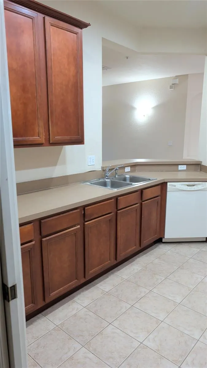3000 LAUREL PARK LN #107 #107