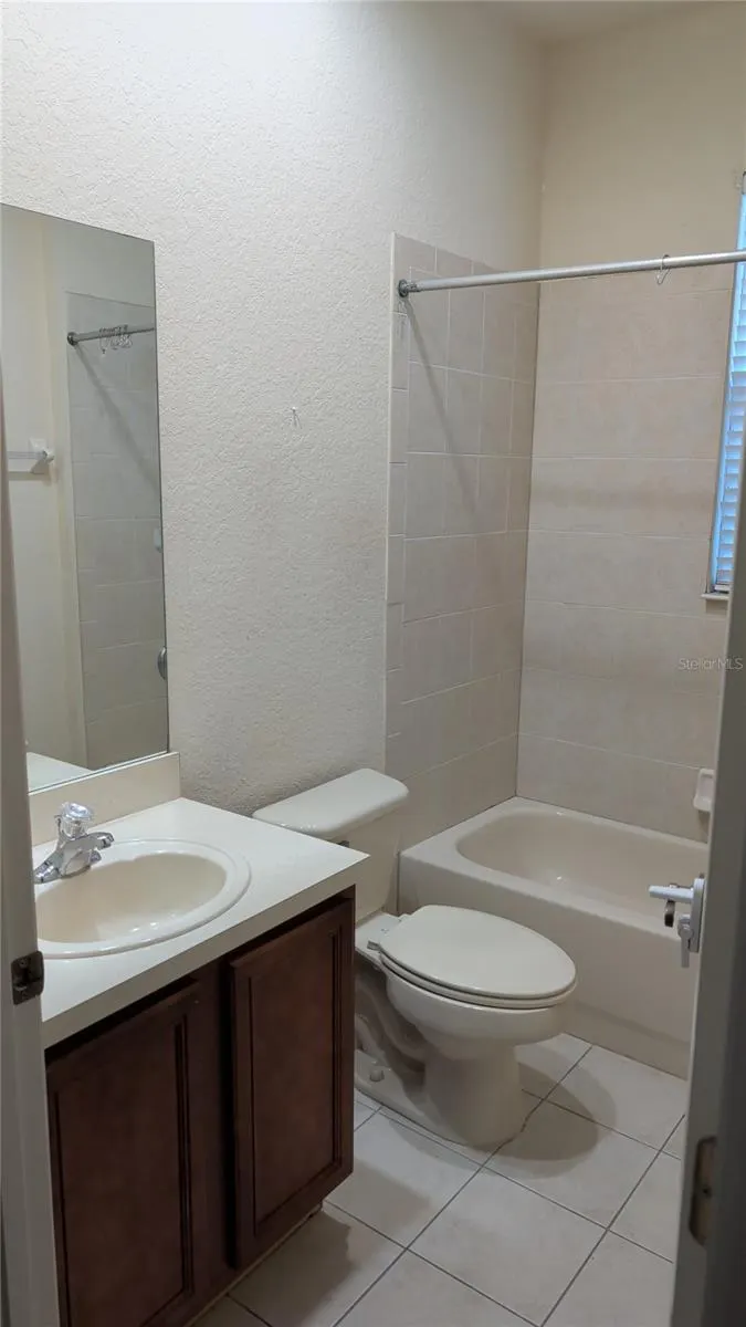 3000 LAUREL PARK LN #107 #107