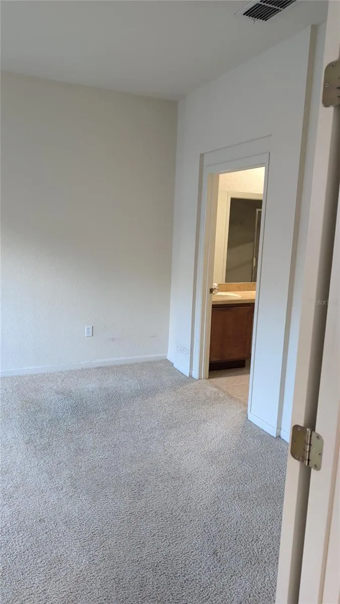 3000 LAUREL PARK LN #107 #107