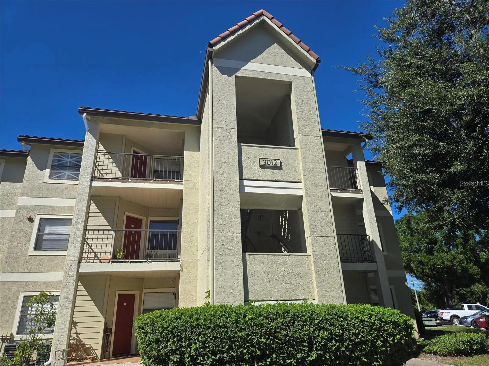 3012 PARKWAY BLVD #207 #207