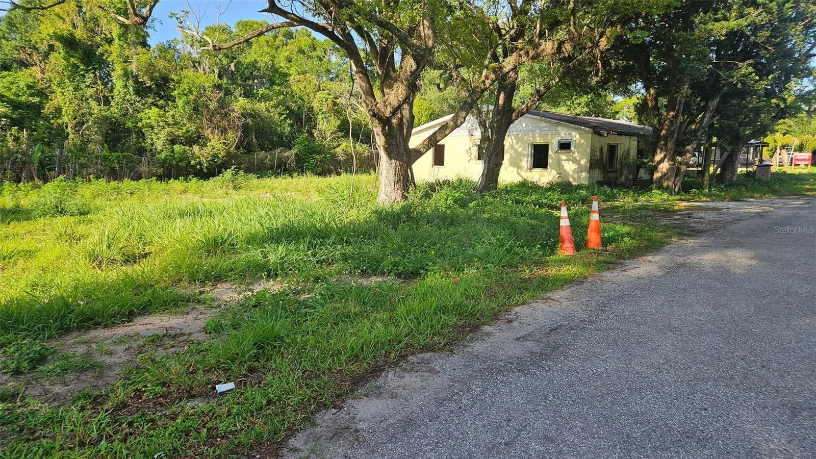 131 E BAY BLVD S