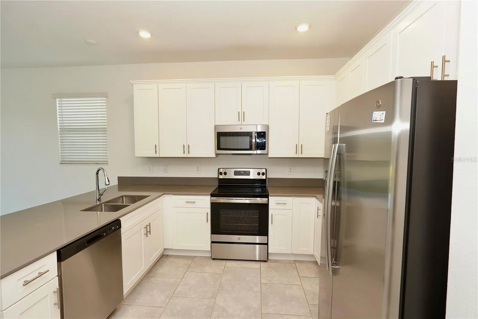 7421 STONE CREEK TRL