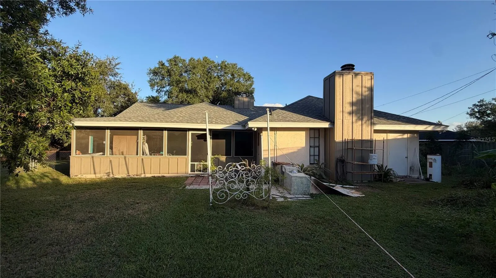 4404 S LAUREL POINTE DR