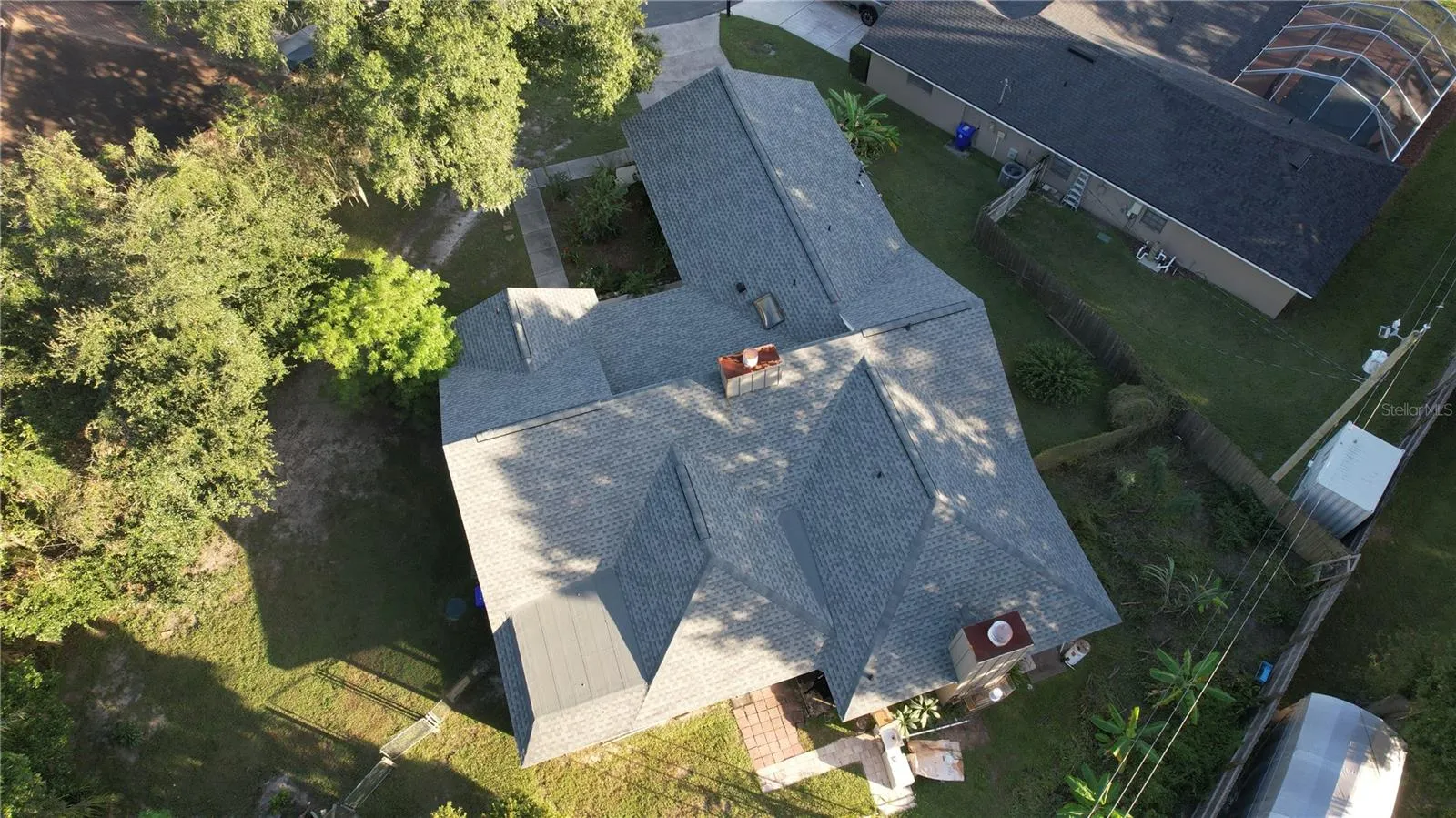 4404 S LAUREL POINTE DR