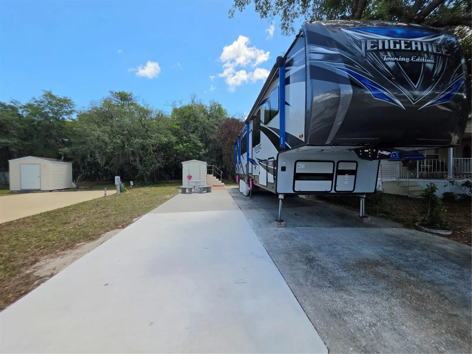 7371 INTERNATIONAL CIR