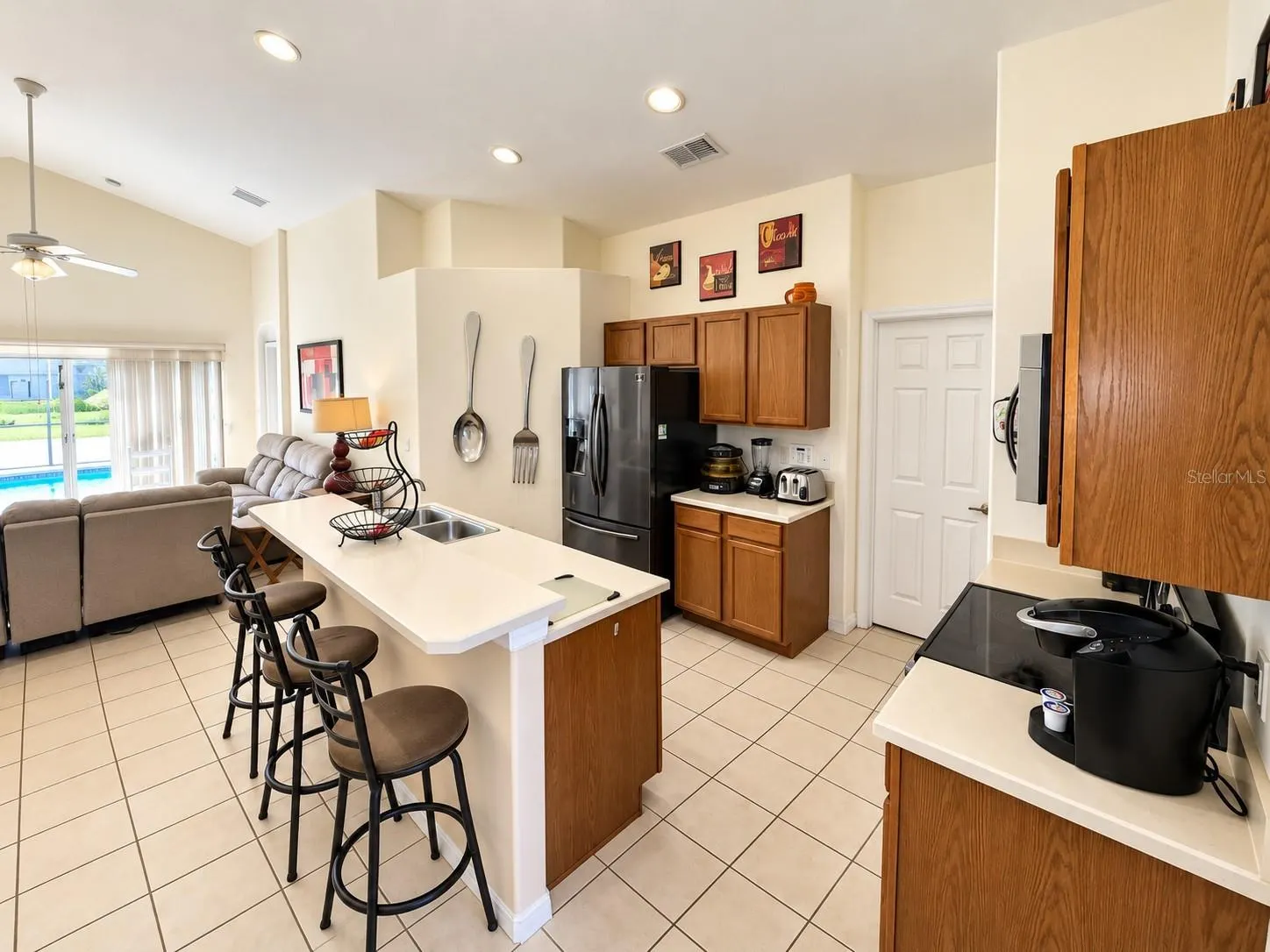 432 VIZCAY WAY