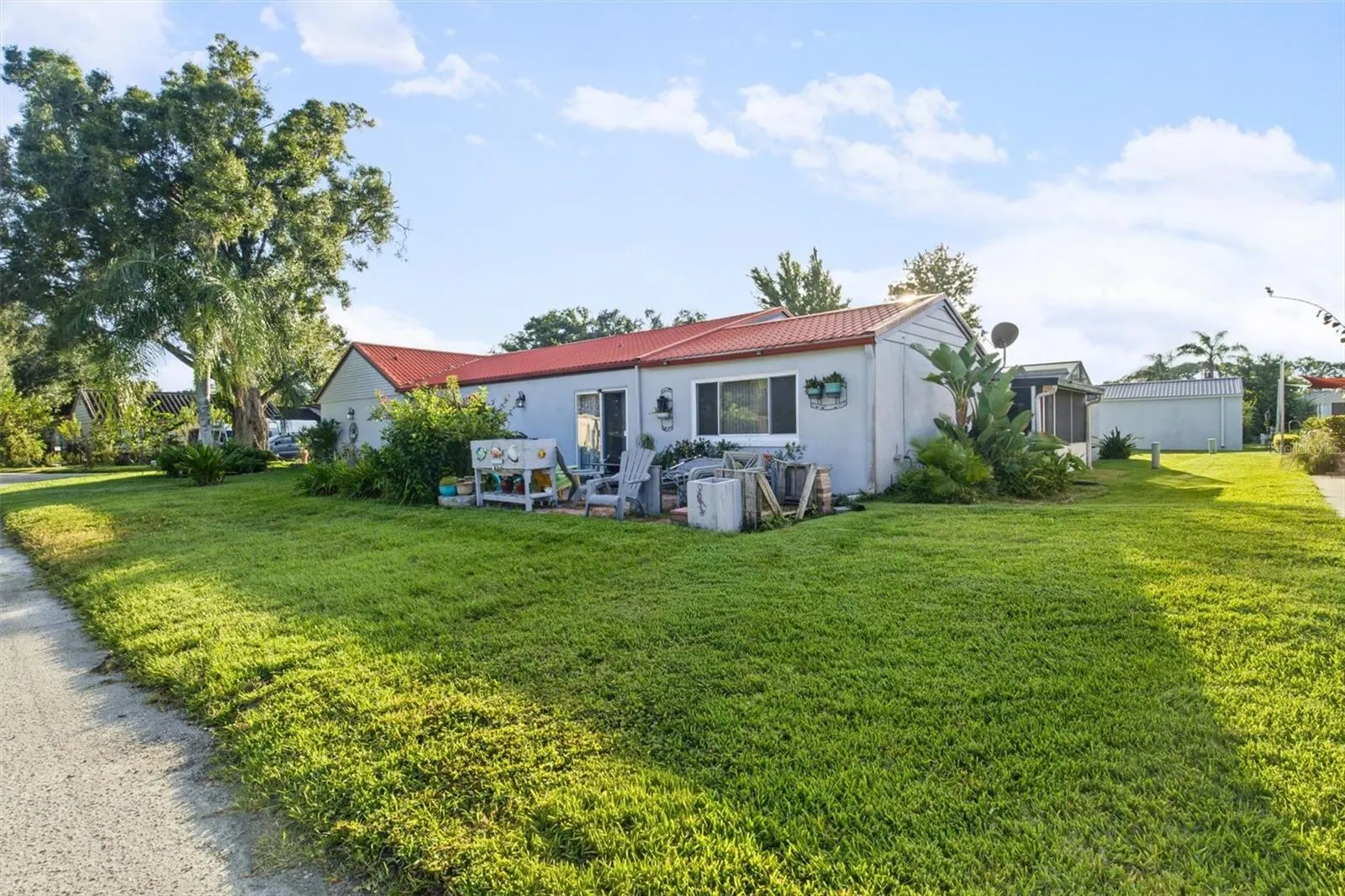 273 MARIPOSA ST