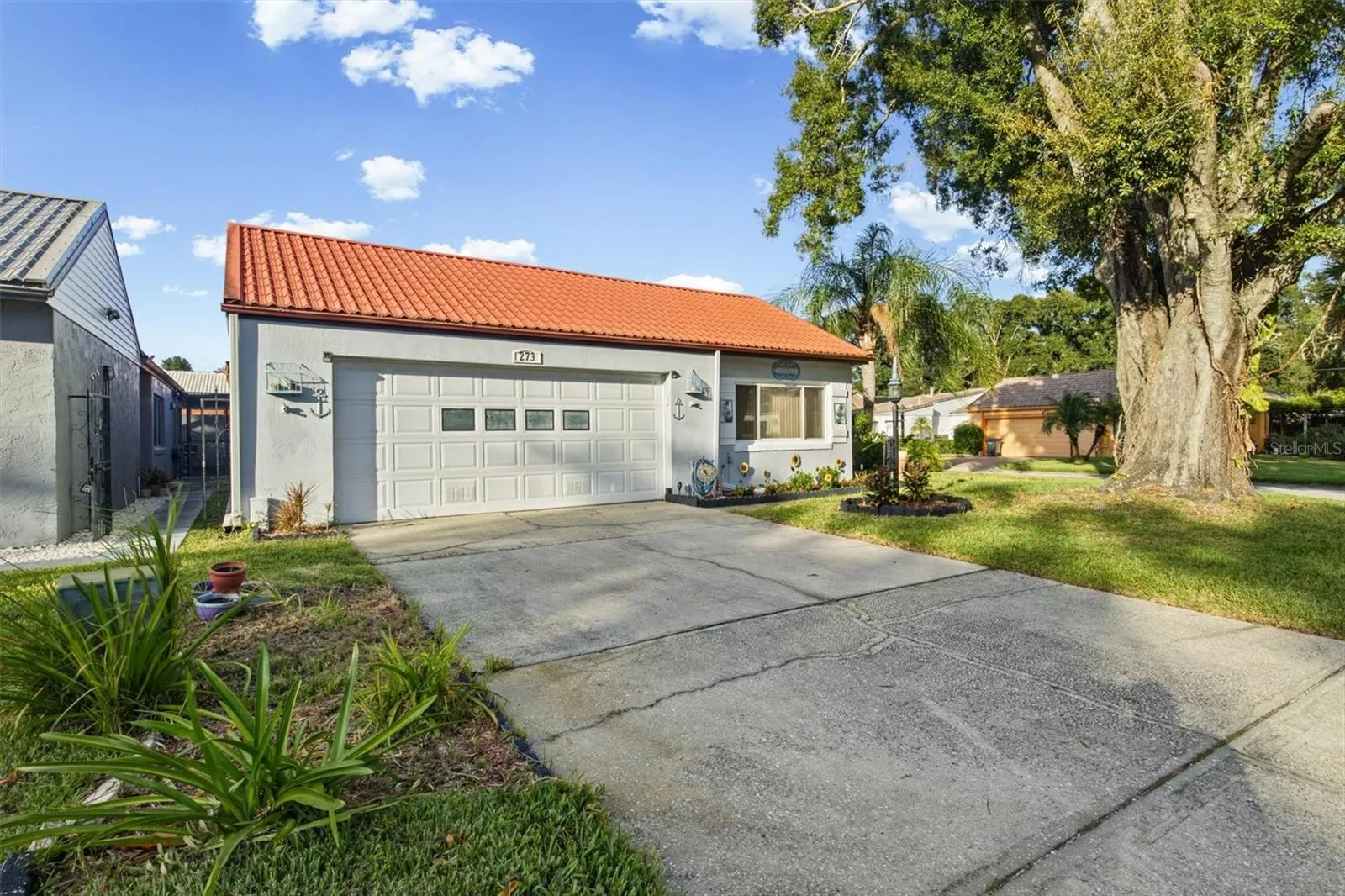 273 MARIPOSA ST