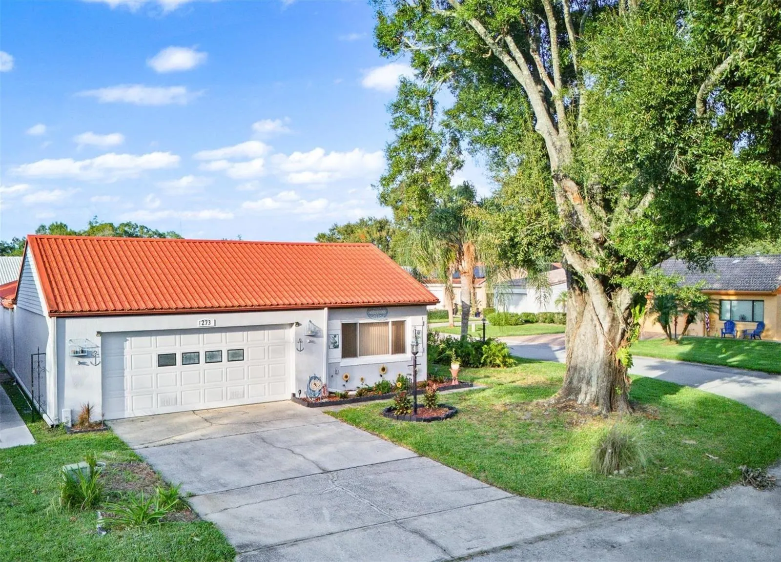273 MARIPOSA ST