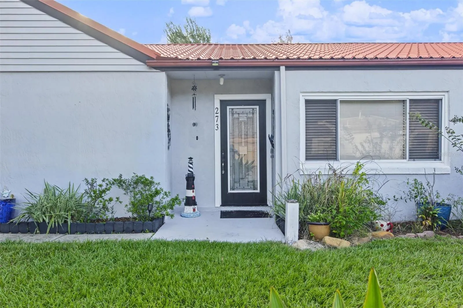 273 MARIPOSA ST