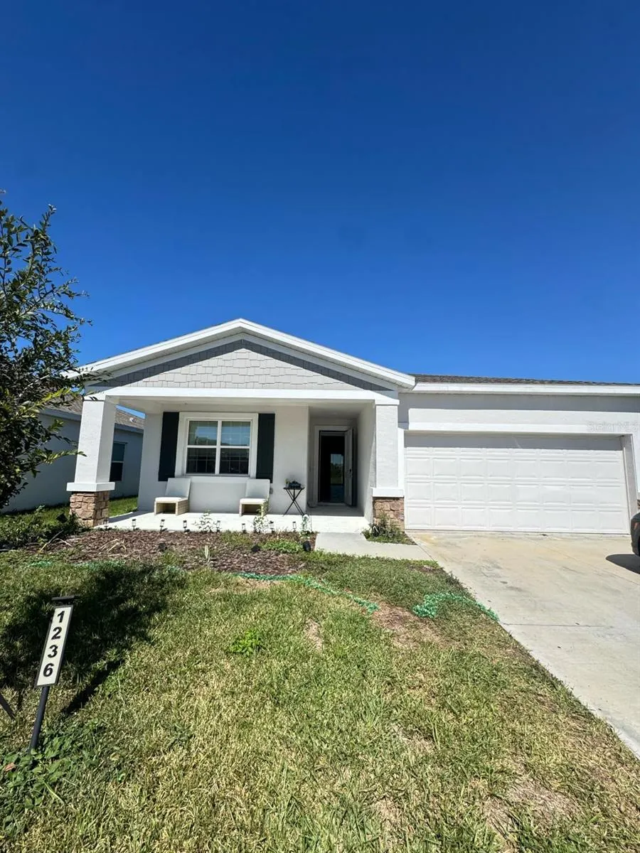 1236 TYLER LOOP