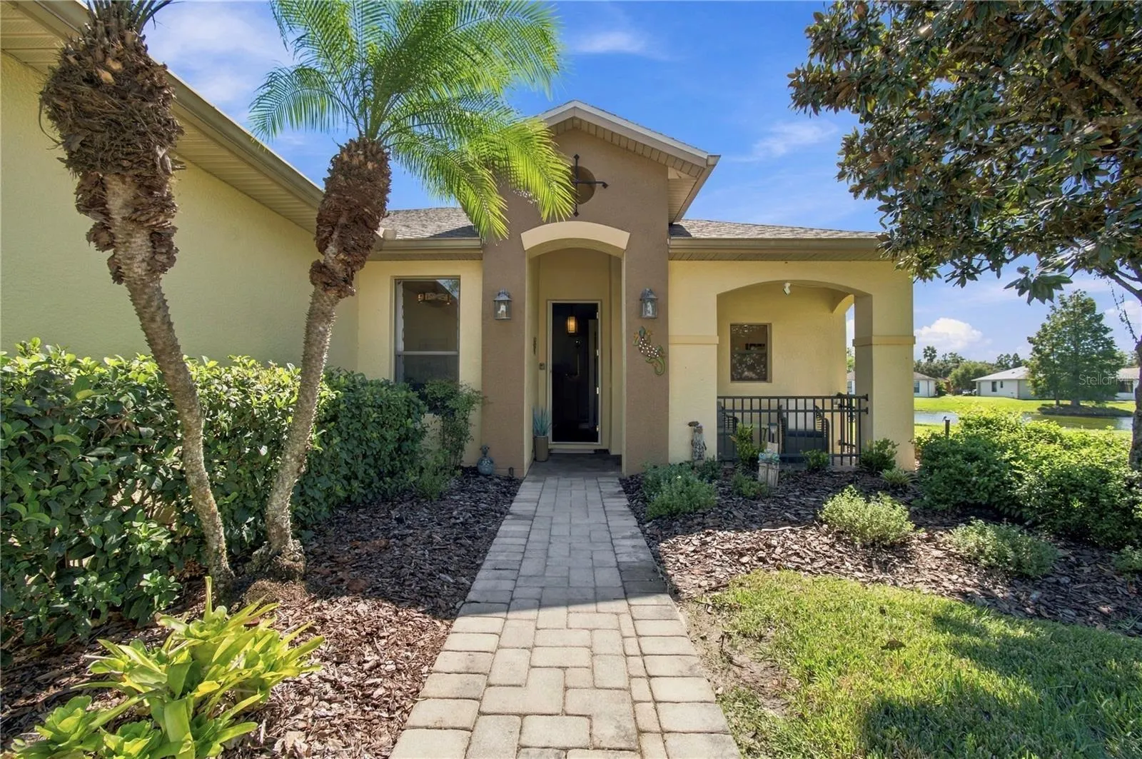 318 LA JOLLA LN