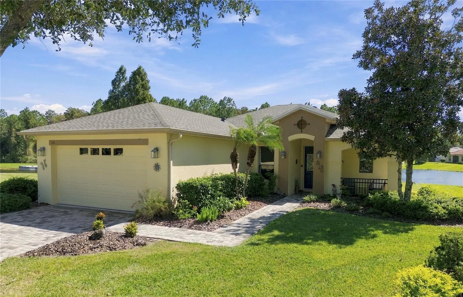 318 LA JOLLA LN