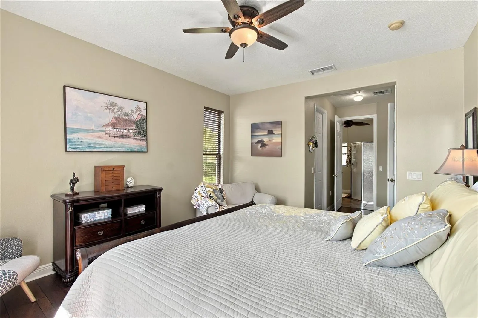 318 LA JOLLA LN