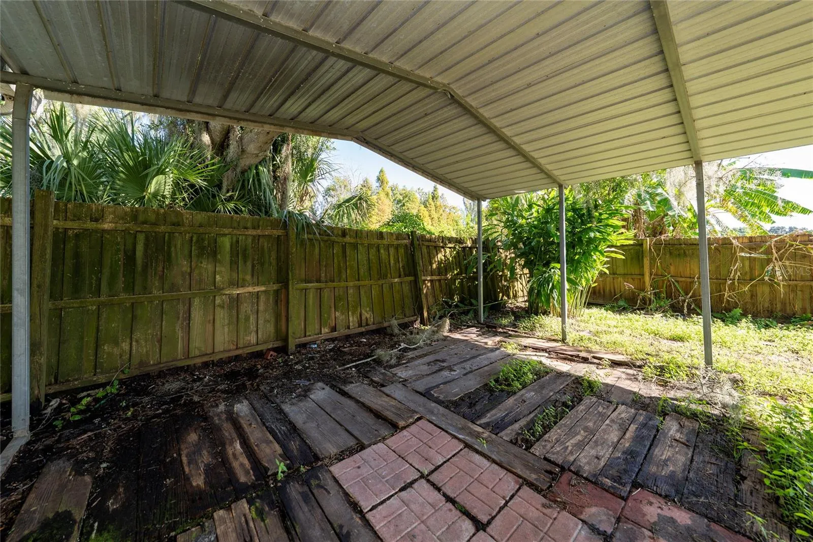 7582 BERKLEY RD