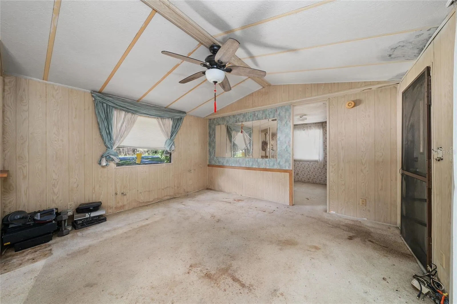 7582 BERKLEY RD