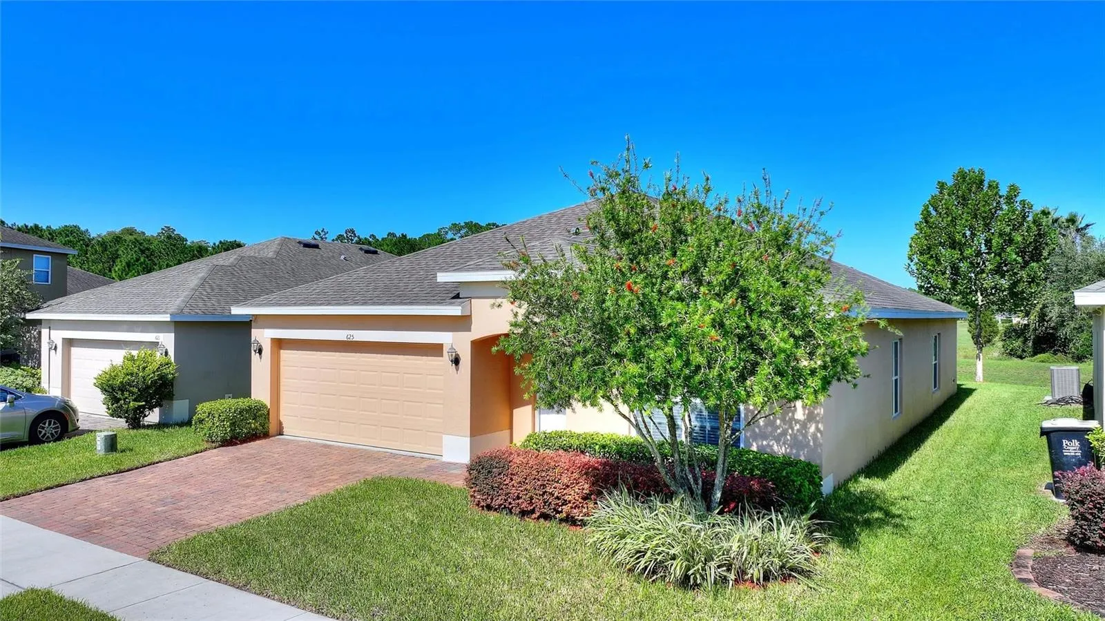 625 OGELTHORPE DR
