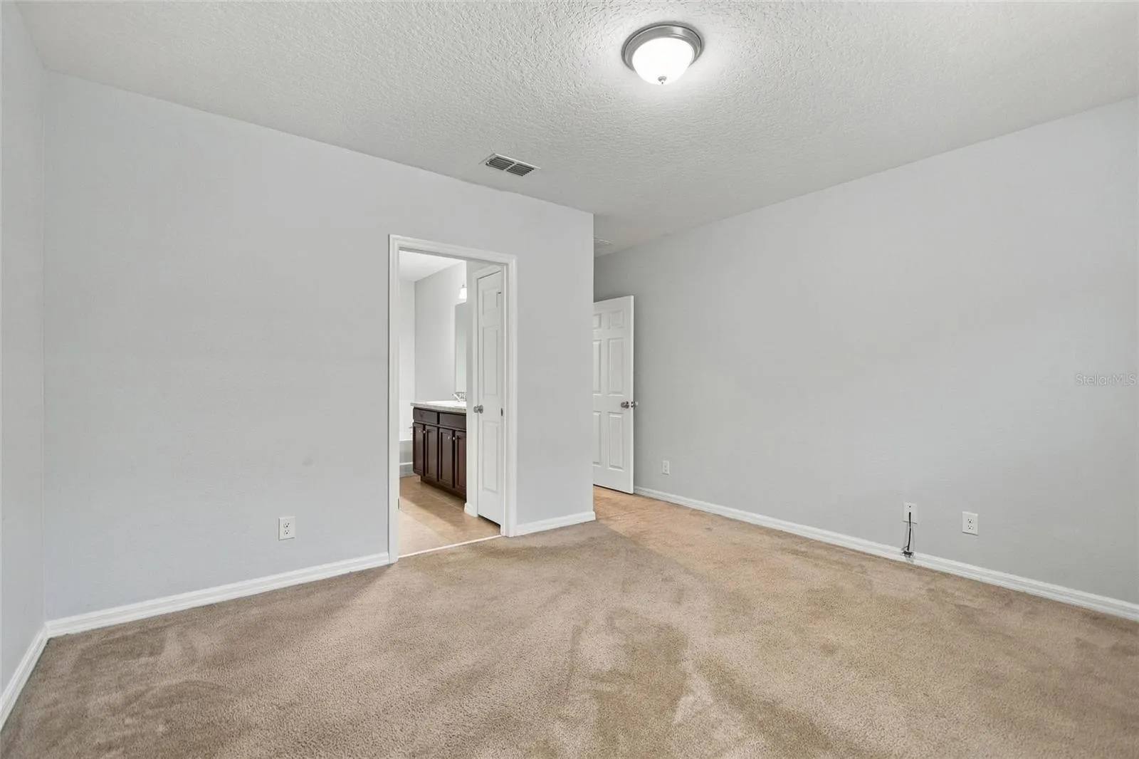 625 OGELTHORPE DR