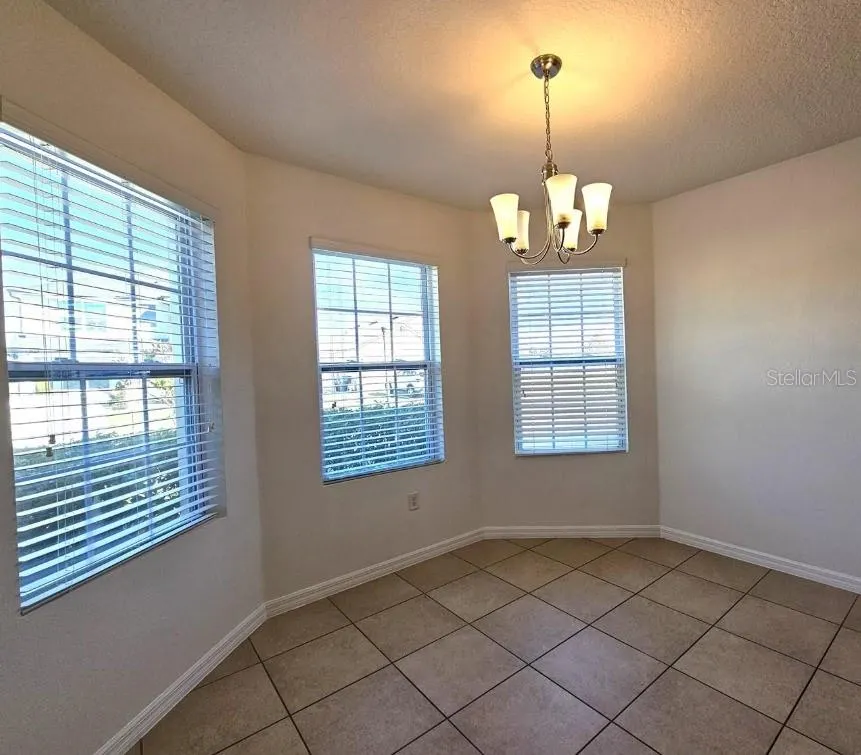 583 JETT LN
