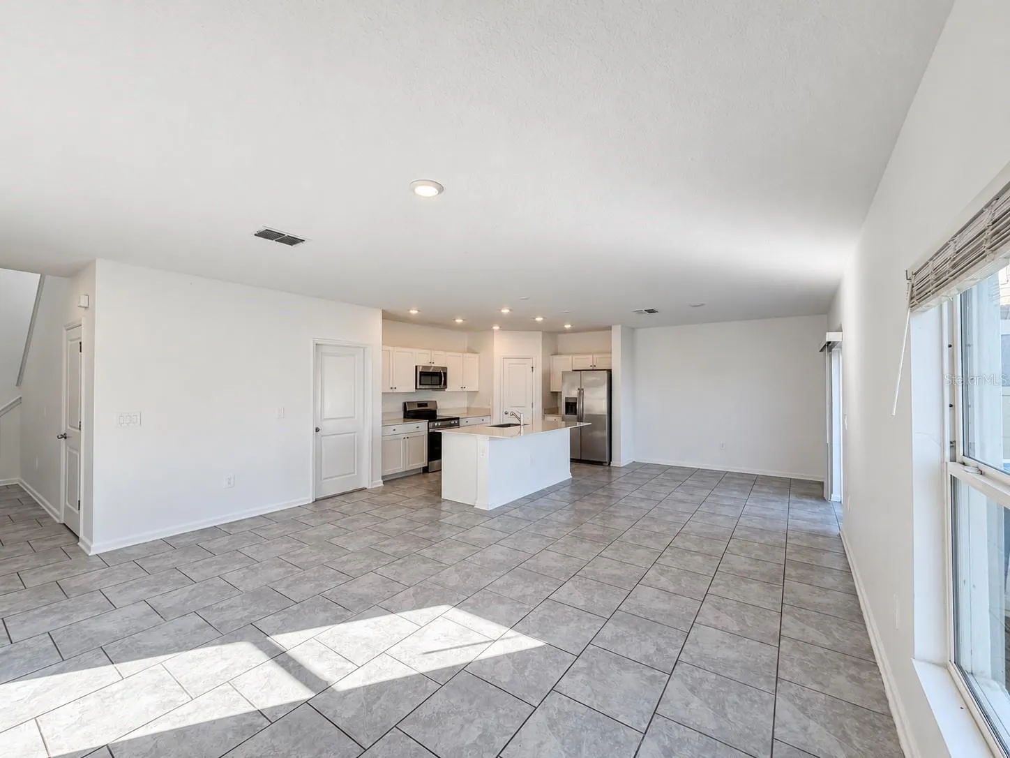 441 SANDBAR LN