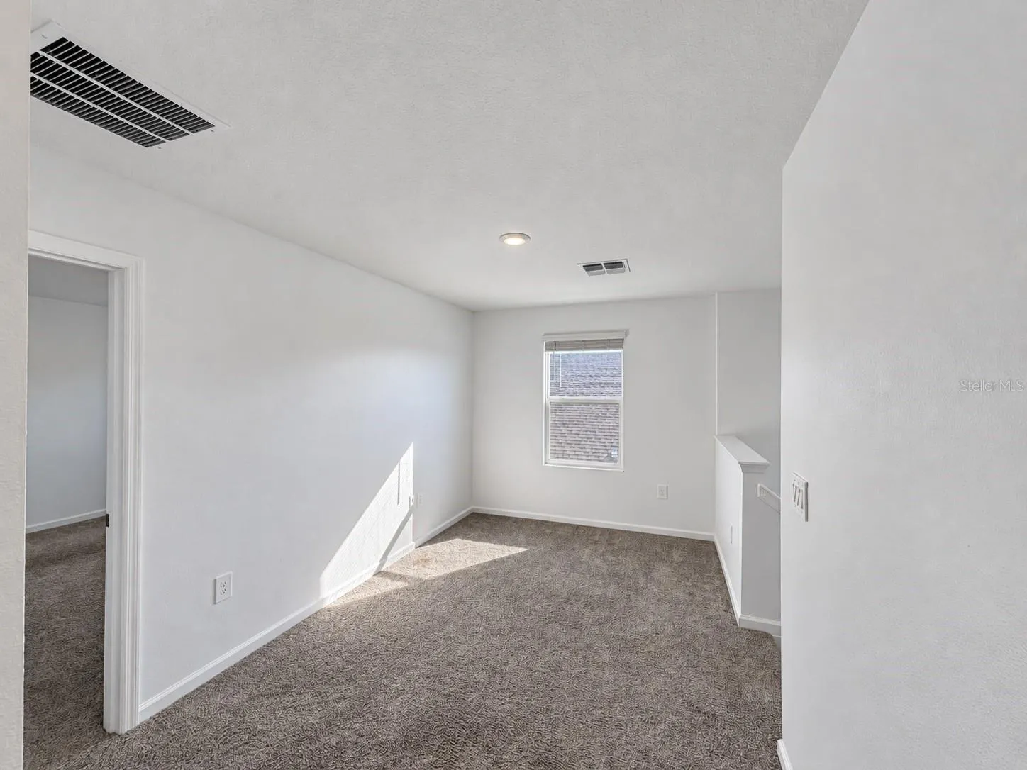 441 SANDBAR LN