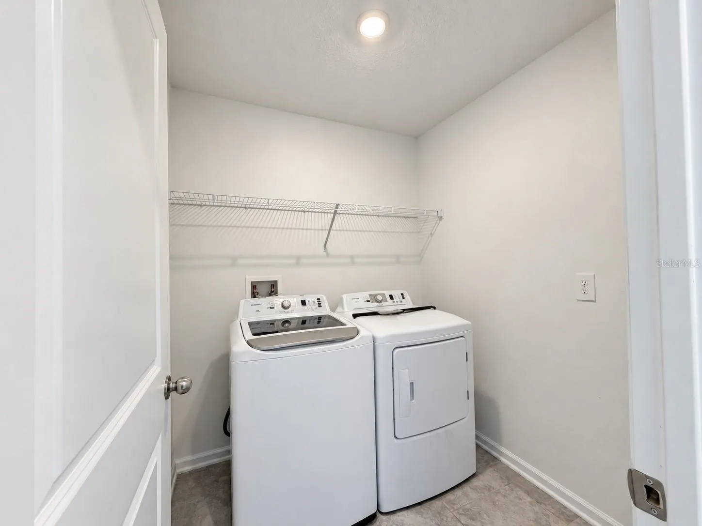 441 SANDBAR LN