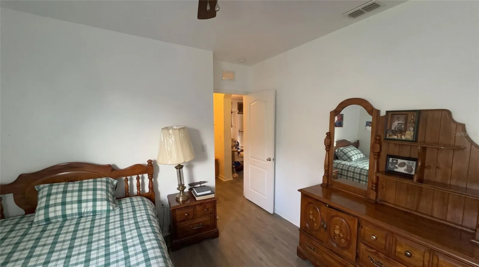 1819 VAN GOGH DR