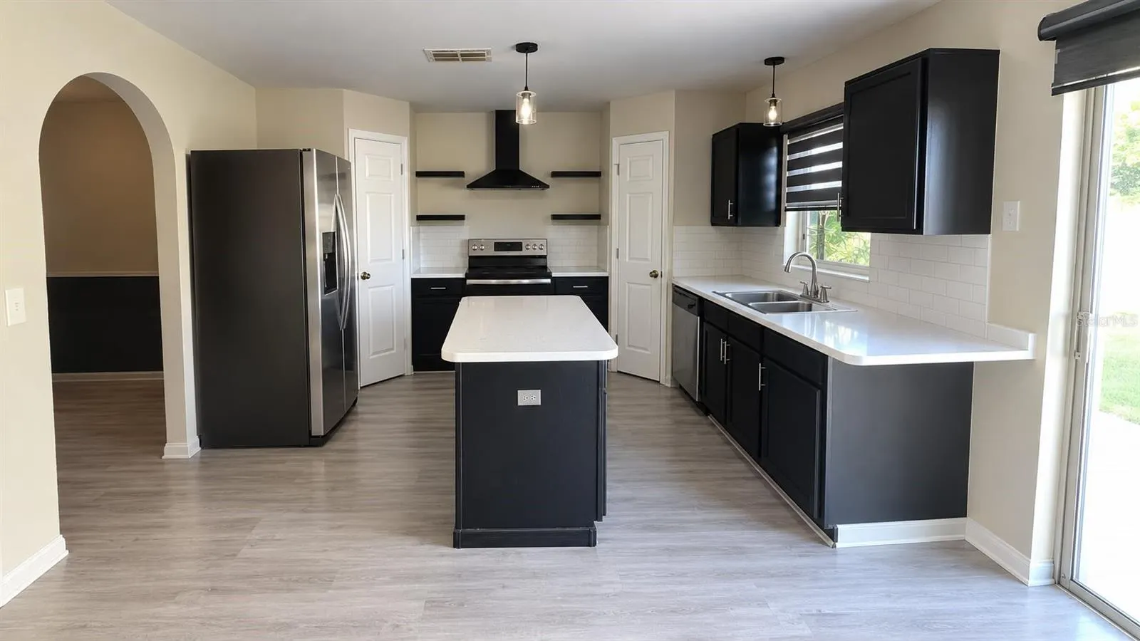 301 ALEGRIANO CT